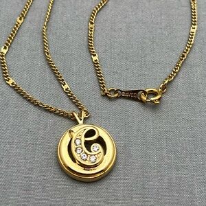 Vintage Avon Initial C Rhinestone Pendant Necklace Gold Tone Monogram Charm